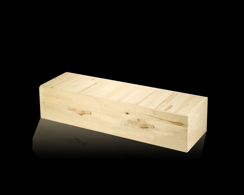 EDEN 100 "Pine Box"
100% Ontario solid poplar, 50/50 slide top, solid wood bottom, peg and dowel assembly
No finish, 2 handles each side
No Interior, no bed